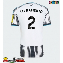 Camisa de Futebol Newcastle United Tino Livramento #2 Equipamento Principal 2026-27 Manga Curta